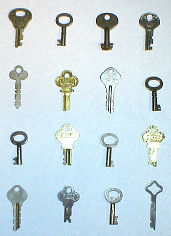 Stevens Antique Trunks - Antique Trunk Keys