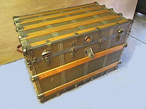 RESTORED ANTIQUE TRUNKS FOR SALE largest Worldwide Availability
